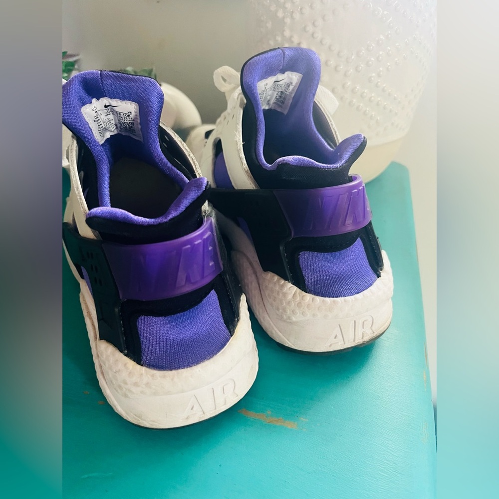 White Black Purple Nike Huraches - Picture 7 of 9